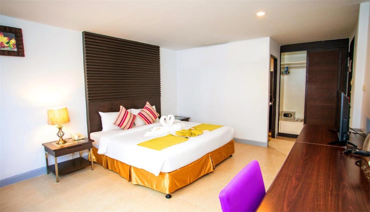 Sino House Patong Hotel Ngoại thất bức ảnh