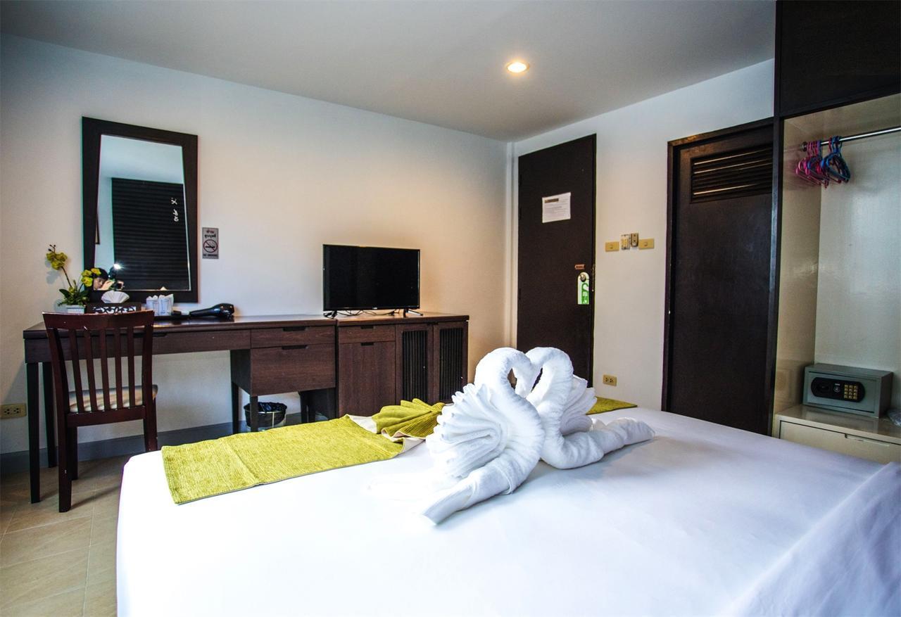 Sino House Patong Hotel Ngoại thất bức ảnh