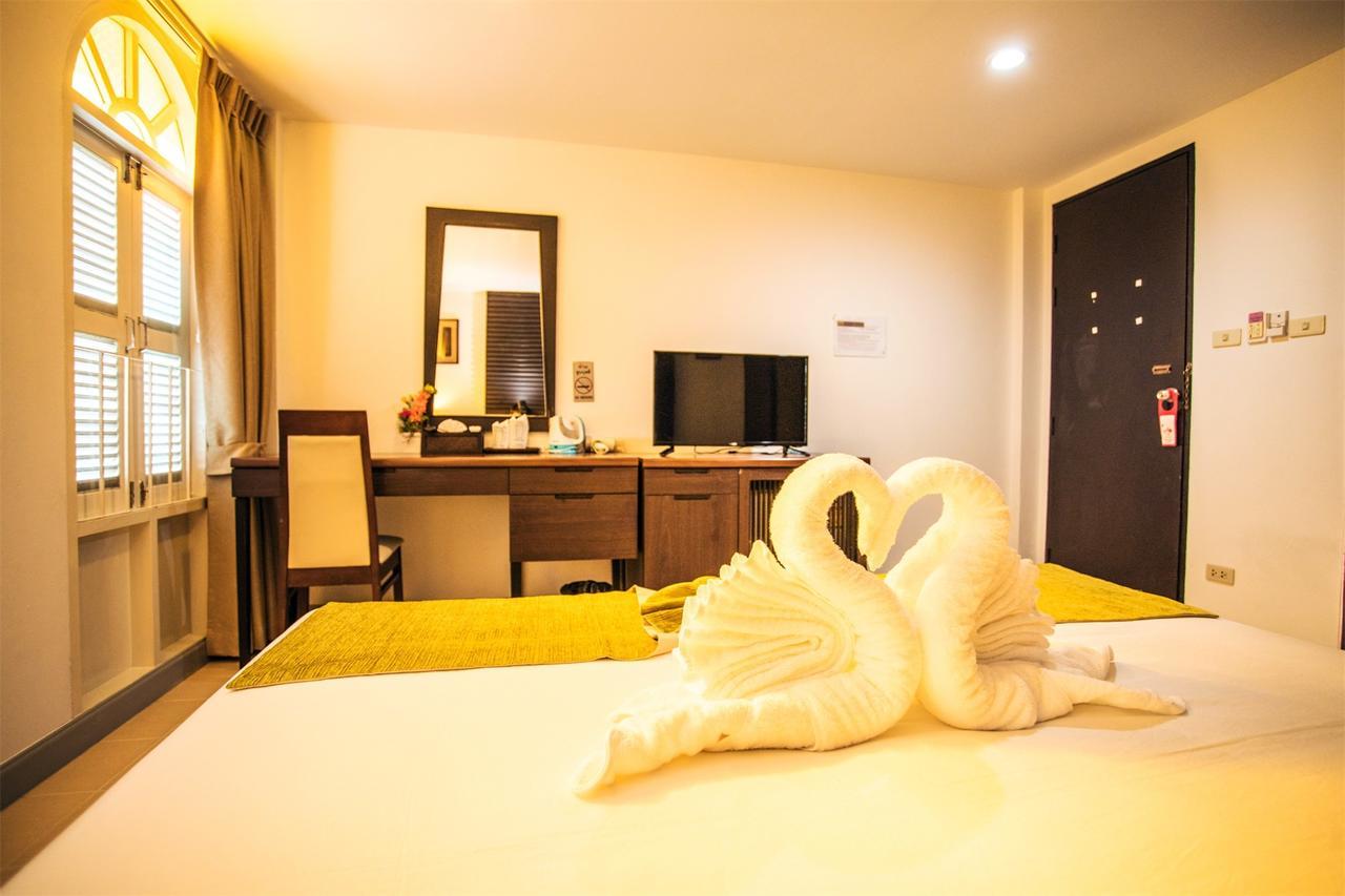 Sino House Patong Hotel Ngoại thất bức ảnh