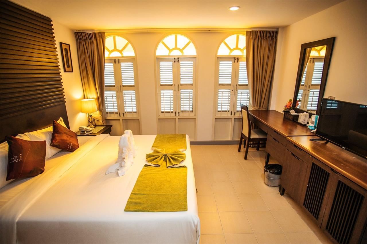 Sino House Patong Hotel Ngoại thất bức ảnh