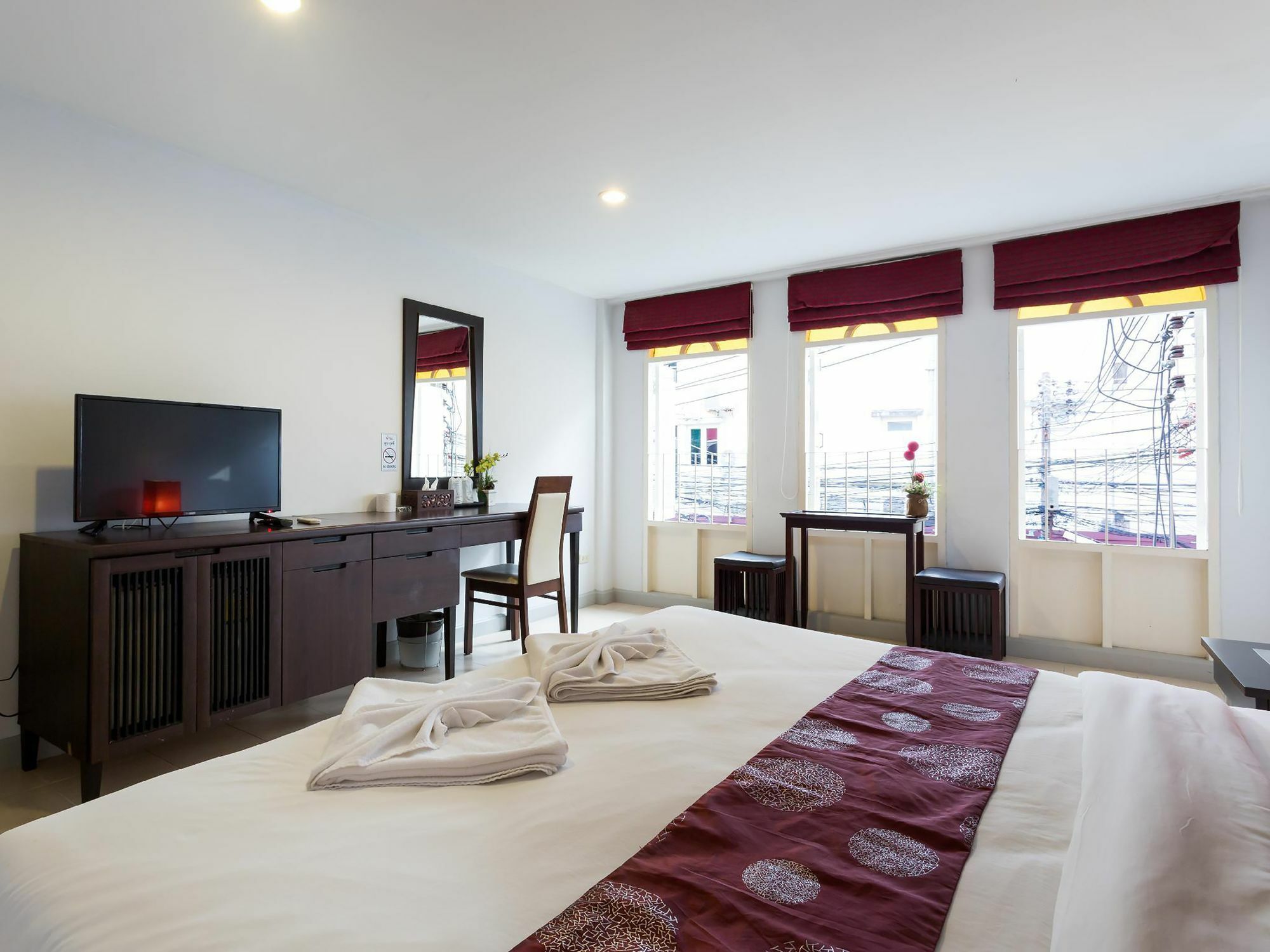 Sino House Patong Hotel Ngoại thất bức ảnh