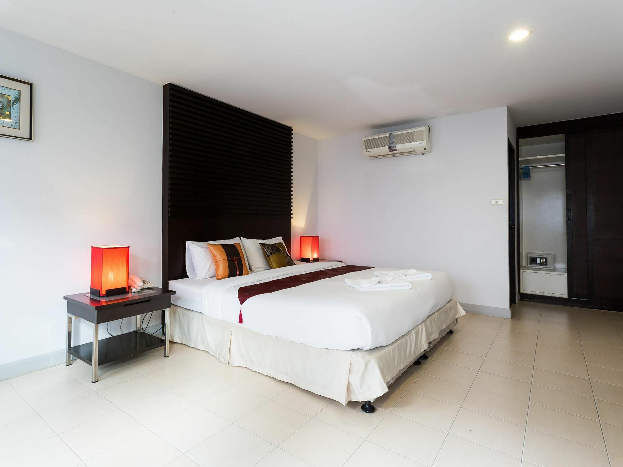 Sino House Patong Hotel Ngoại thất bức ảnh