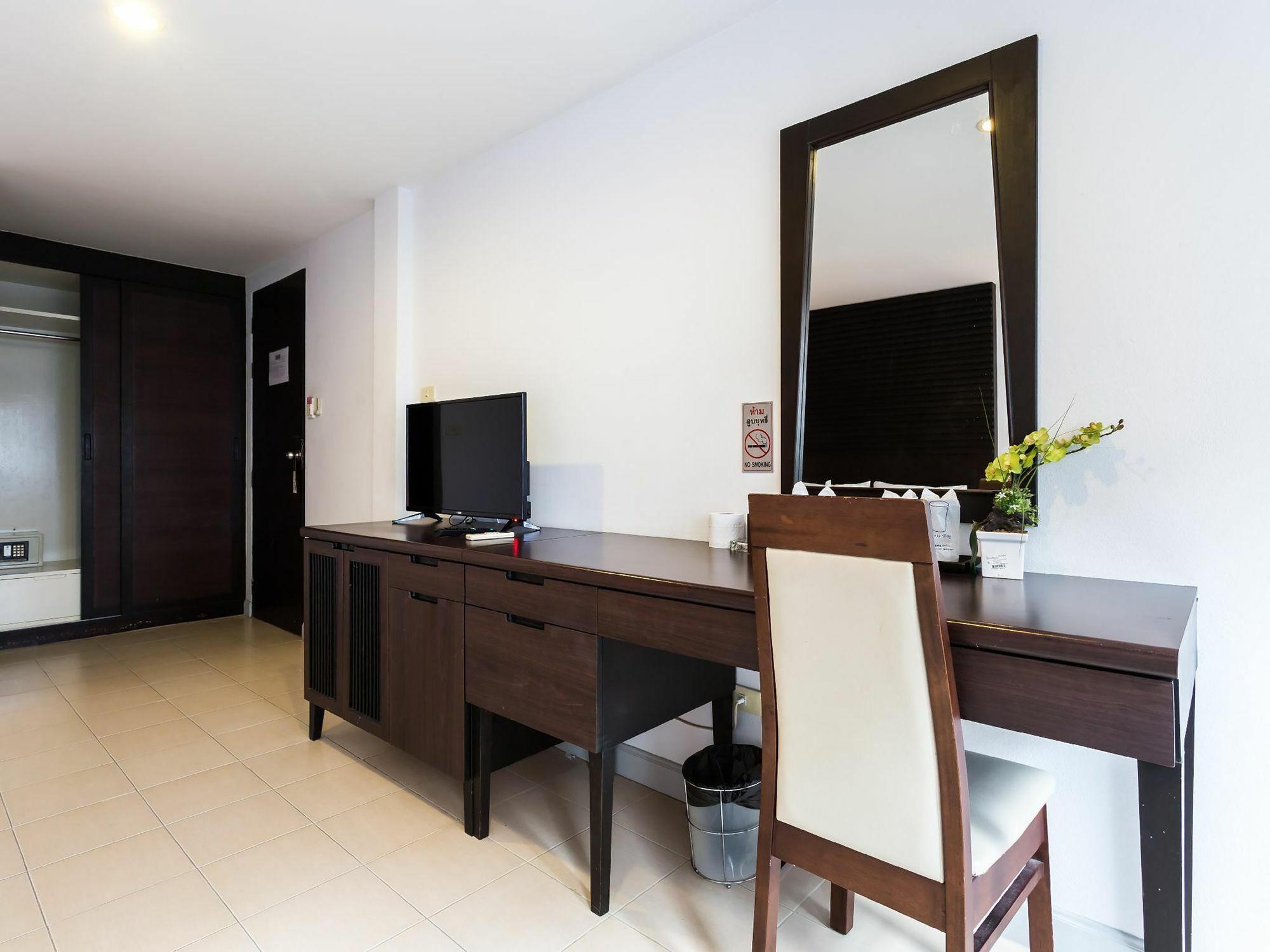 Sino House Patong Hotel Ngoại thất bức ảnh
