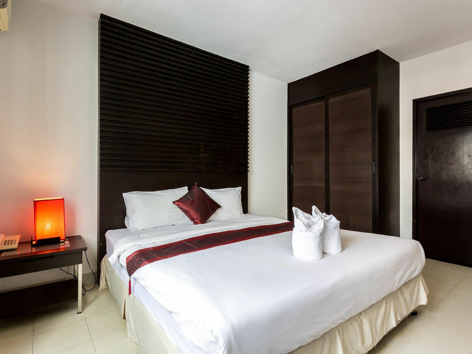 Sino House Patong Hotel Ngoại thất bức ảnh